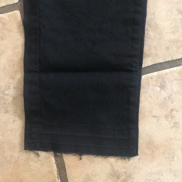 NWT NYDJ Capri (Size 8)✨ - Picture 4 of 4